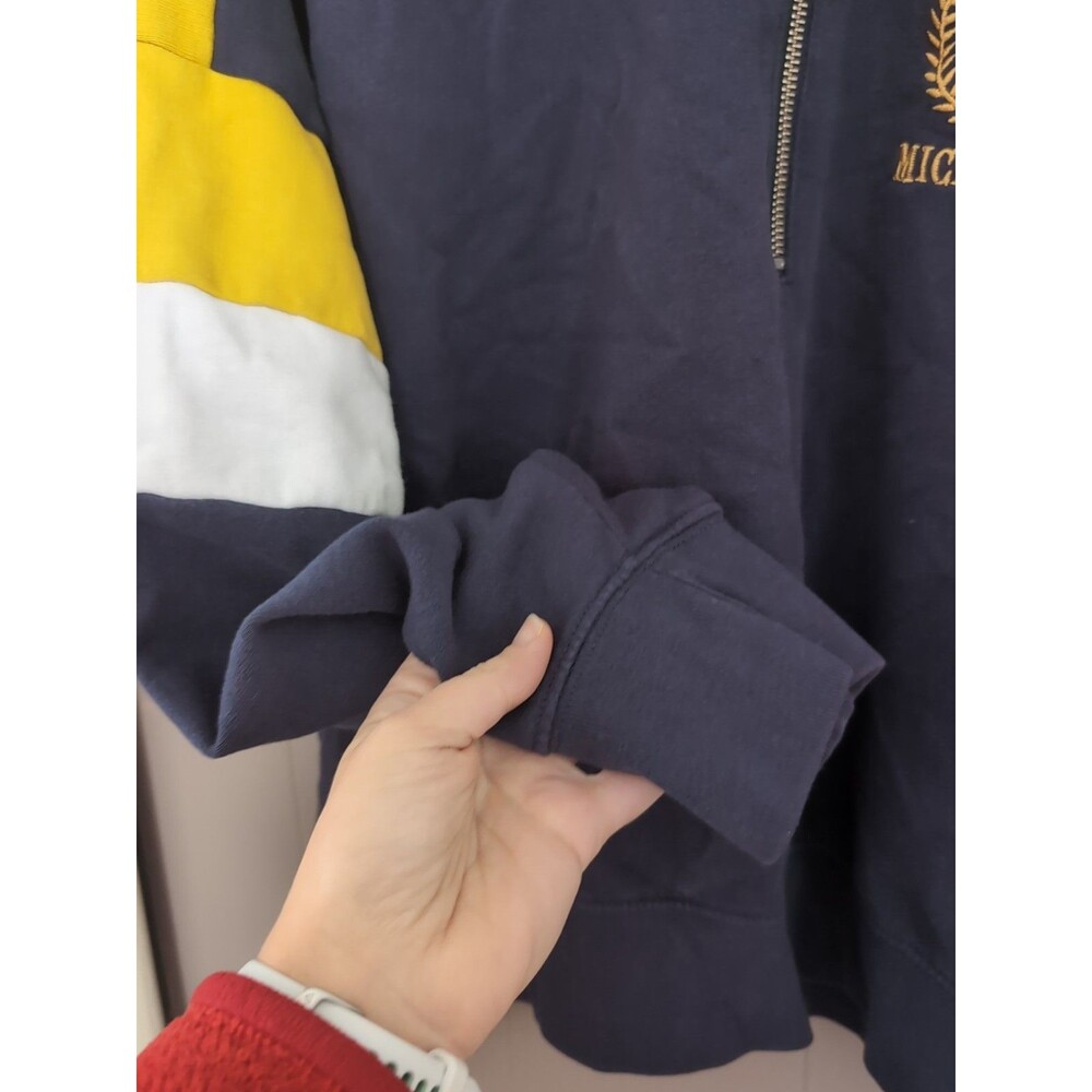 University of Michigan Wolverines Tailgate Sweatshirt Size Medium - Picture 3 of 10